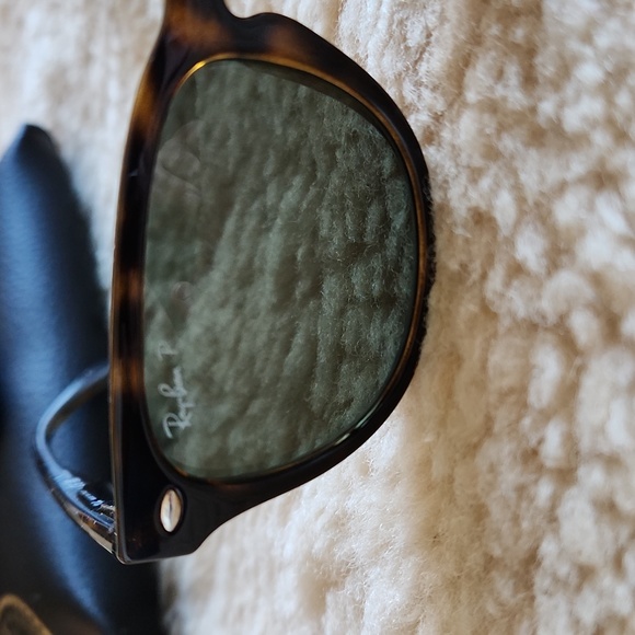 NWT IOB Ray-Ban Wayfarer Light Havana Polarized Sunglasses 👓 😎 - Picture 5 of 16